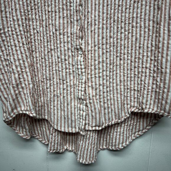 Jane & Delancey Striped Button Front Women's Short Sleeve Top Size Medium - Picture 4 of 12